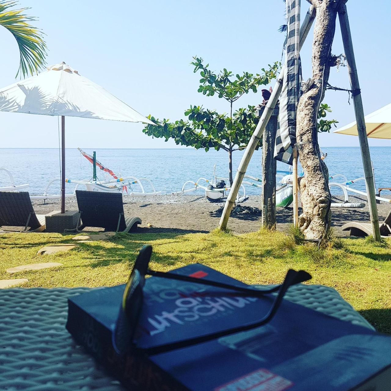 Valomia Beachfront Amed  Exterior photo